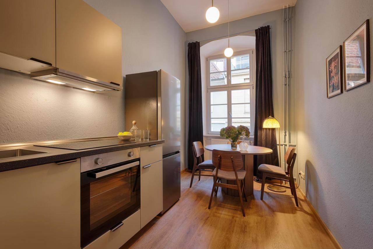 Homie Stay Am Marktplatz - Wohnen Im Historischen Balthasar-Neumann-Apartment Wurzburgo Exterior foto